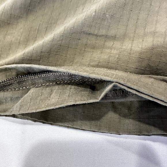 The North Face Mens Shorts Size 36 Green Nylon Outdoor Hiking Camping FLAW - Picture 3 of 9